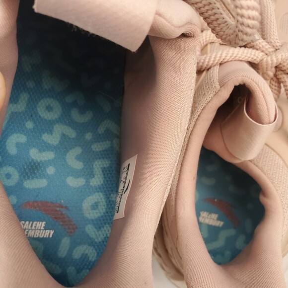 Anta Nest x Salehe Bembury Women’s Trendy Sneakers  Monroe Pink Size 8.5 - Picture 9 of 13